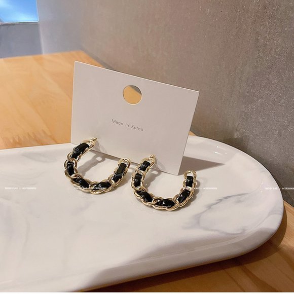 ❤️🔥𝕤𝕒𝕝𝕖❤️🔥🦋coco leather earrings - Picture 9 of 11